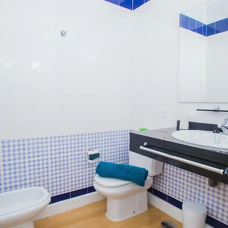 Vila Violetta - Delightful 2 Bedroomed *