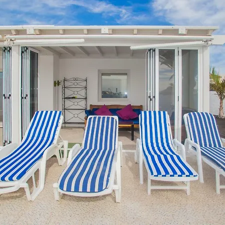 Violetta - Delightful 2 Bedroomed Villa *