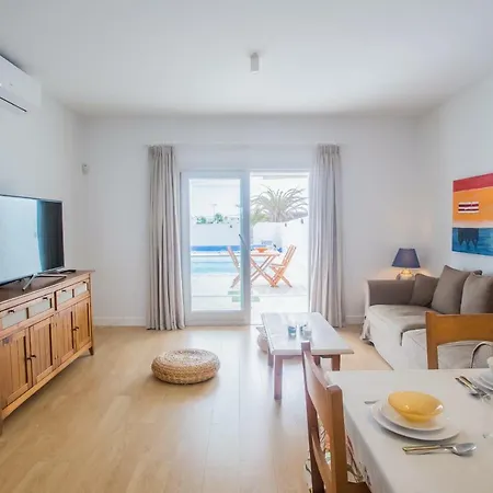 Violetta - Delightful 2 Bedroomed Villa